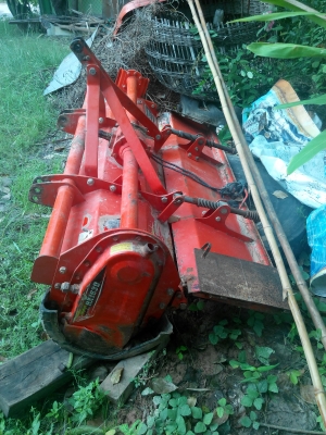 ขายรถไถ 36 แรง ปี 53. อุปกรณ์ ครบ ขายด่วน 235000 บาท ขายรถไถ 36 แรง ปี 53. อุปกรณ์ ครบ ขายด่วน 235000 บาท