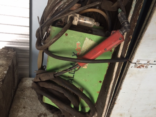 ขายเครื่องตัด cut 40 ถูกๆ 4000 ถังอาร์กอน2ใบมีแก้สเต็มๆ5000-2500 T0818444998