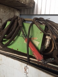 ขาย ถังอาร์กอน2ใบมีแก้สเต็มๆ4000-2000 T0818444998