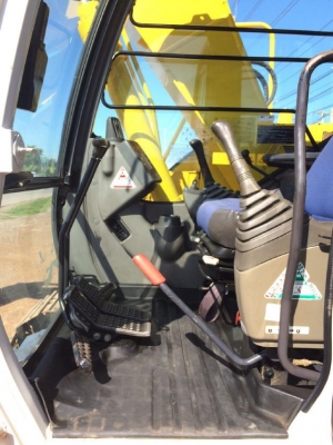 ขายรถแบคโฮ HITACHI ZX125 รถนอกนำเข้าเองจากญี่ปุ่น สภาพสวยพร้อมใช้งาน มีVDOการทำงานครับ ขายรถแบคโฮ HITACHI ZX125 รถนอกนำเข้าเองจากญี่ปุ่น สภาพสวยพร้อมใช้งาน มีVDOการทำงานครับ