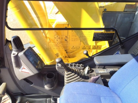 ขายรถแบคโฮ HITACHI ZX125 รถนอกนำเข้าเองจากญี่ปุ่น สภาพสวยพร้อมใช้งาน มีVDOการทำงานครับ ขายรถแบคโฮ HITACHI ZX125 รถนอกนำเข้าเองจากญี่ปุ่น สภาพสวยพร้อมใช้งาน มีVDOการทำงานครับ