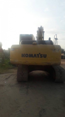 รถขุดแบ็คโฮล Komutsu Pc200 เจ้าของขายเอง