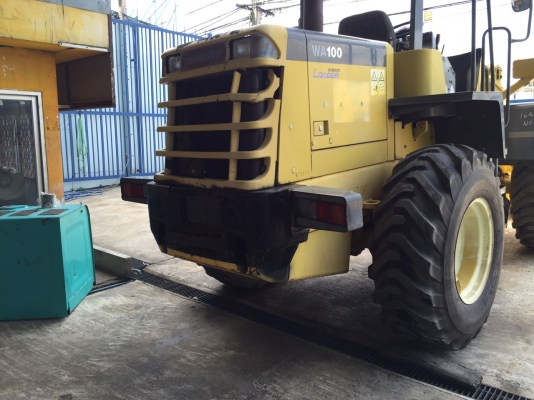 **รถนอกขายถูก**ขายรถตัก WA100-3 สภาพสวยราคา 1,100,000บาท จากญี่ปุ่นแท้100\% โทร 081-1463244(เจ๊สุ)