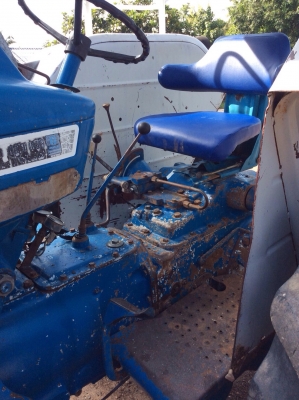 ขาย FORD 77 เครื่องT5 ใบดันหน้า ผานหลัง