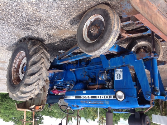 ขาย FORD 77. เครื่องT5 ท้าย6600 ใบดันหน้า ผานหลัง พร้อมเล่ม