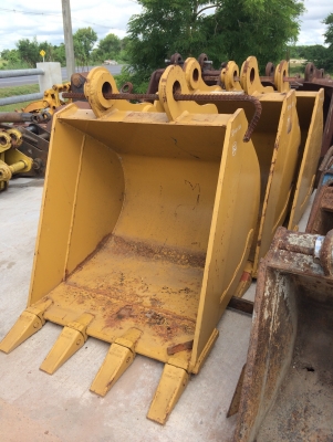 ขาย!! บุ้งกี๋ PC200