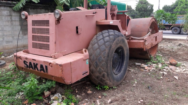 ขายรถบดSakai 2เปลือก2เพลา10ตันสภาพพร้อมใช้ ติดคุณอ๊อฟพิจิตร086-737-9991