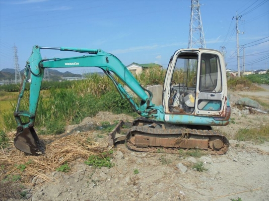 รถขุด Komatsu PC40-7 นำเข้าจากญี่ปุ่น โทร. 080-6565422 (หนิง)