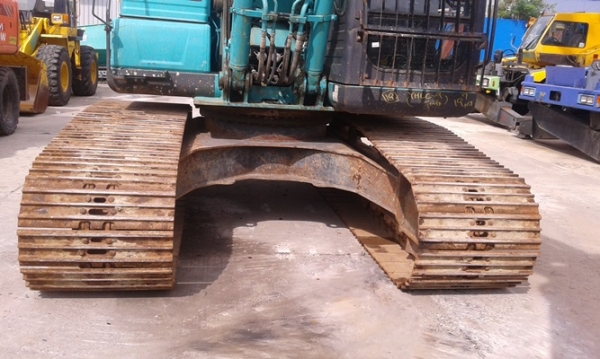 KOBELCO SK200-8 ปี 2011 5796 ชม.