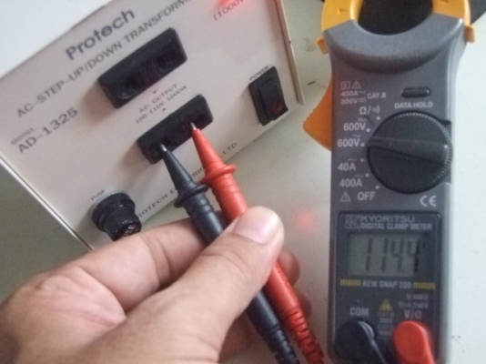 หม้อแปลงไฟจาก 220v ==> 100v /110v ขนาด 1,000w ของ Protech รุ่น AD-1325