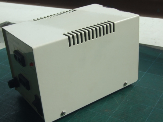 หม้อแปลงไฟจาก 220v ==> 100v /110v ขนาด 1,000w ของ Protech รุ่น AD-1325