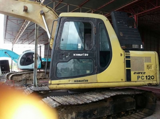 ขาย 465,000 KOMATSU  PC120-6  เครื่องดี ปั้มดี (ไฟฟ้าตัด กล่อง อยู่)  เอกสารเล่มทะเบียน รถอยู่ จ.สุพรรณบุรี  090-772-3710 090-772-3708