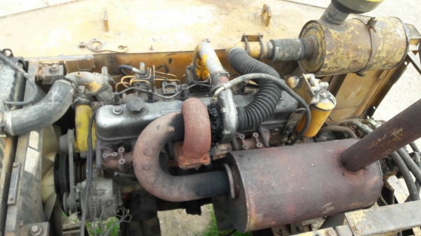 ขาย 270,000 KOMATSU  pc 200-3 เครื่อง เดิมดี ปั้มแรง เอวมีขยับ ช่วงล่างเต็ม รถสวยพร้อมใช้ 090-772-3710 090-772-3708