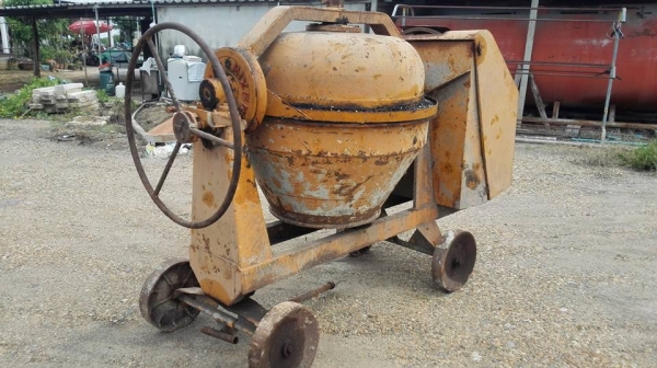 ** SOLD ** โม่ปูนผสมก่อสร้าง BARTON ไม่มีมอเตอร์สภาพสวยลื่นๆไม่มีปะผุพร้อมใช้งาน!!