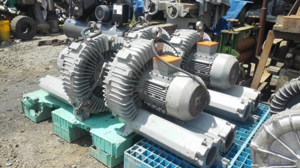 ** SOLD ** ริงโบวเวอร์ดูดเป่า SIEMENS Made in Germany 15 HP 380V สวยๆเดิมๆพร้อมใช้!!