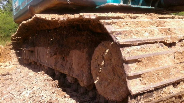 ขาย 1,780,000 KOBELCO sk 200-8 yn 12 เอกสารชุดจดทะเบียน 17,000ชม. ไฟฟ้าครบ เครื่องดี ปั้มแรง เอวแน่น ช่วงล่างเต็ม รถสวยพร้อมใช้(ราชบุรี) 090-772-3710 090-772-3708