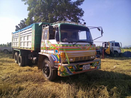 ขาย 10 ล้อดั้ม F 18  เบลคจิฟฟี่ เครื่อง HO7C 185 แรง