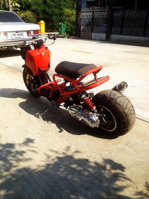 ***** ขาย Honda Zoomer แต่งล้อใหญ่ โหลดเตี้ย ***** ***** ขาย Honda Zoomer แต่งล้อใหญ่ โหลดเตี้ย *****