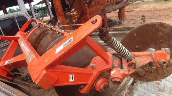 ผาลหกใบ26ตราช้าง266jwใส่70แรง