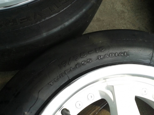 ขอบ15นิ้ว4รู100 พร้อมยาง ชุดนี้ ราคา 6500 บาท