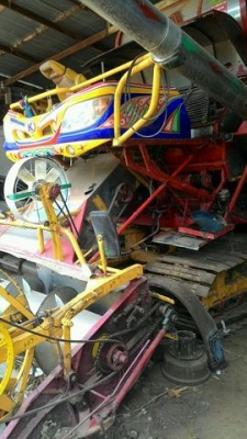 รถเกี่ยวเจ้าช้างไวไฟ