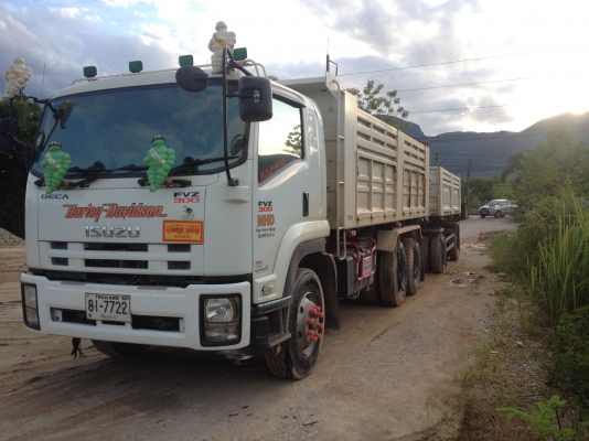 ขายสิบล้อพ่วงแม่ลูก FVZ300 ราคา 2,200,000 บาท ขายสิบล้อพ่วงแม่ลูก FVZ300 ราคา 2,200,000 บาท