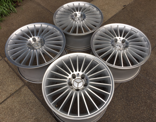 ล้อแท้ AMG Stlye 5 ขอบ18 สภาพสวย สีเดิม ไม่เคยซ่อม ราคาไม่แพง