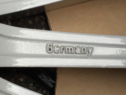 ล้อแท้ AMG Stlye 5 ขอบ18 สภาพสวย สีเดิม ไม่เคยซ่อม ราคาไม่แพง