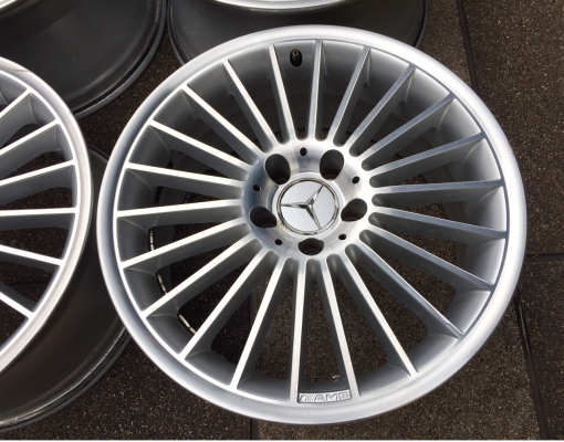 ล้อแท้ AMG Stlye 5 ขอบ18 สภาพสวย สีเดิม ไม่เคยซ่อม ราคาไม่แพง