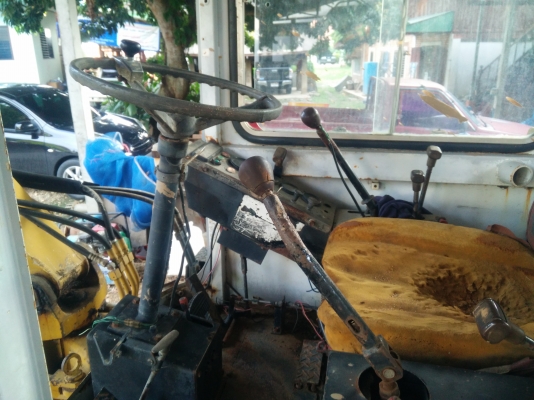 ขายรถแบ็คโฮยันม่าขนาด 40 ล้อยาง