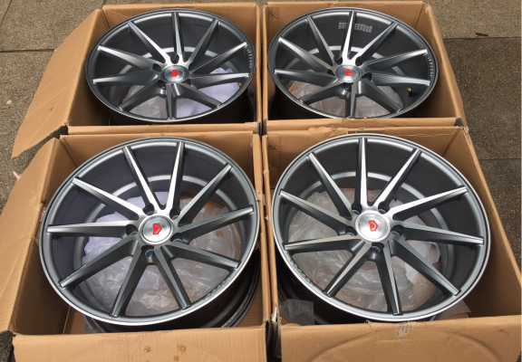 ล้อ Vossen ขอบ18 สภาพป้ายแดง ใช้อาทิตย์เดียว ราคาไม่แพง