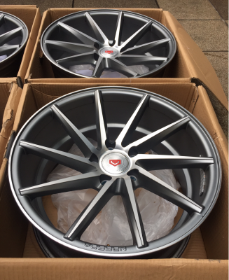 ล้อ Vossen ขอบ18 สภาพป้ายแดง ใช้อาทิตย์เดียว ราคาไม่แพง