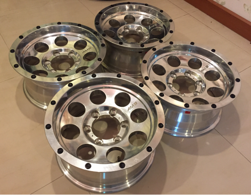 ล้อใหม่ลาย Mickey Thomson ขอบ15 ราคาไม่แพง