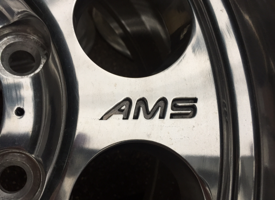 ล้อใหม่ลาย Mickey Thomson ขอบ15 ราคาไม่แพง