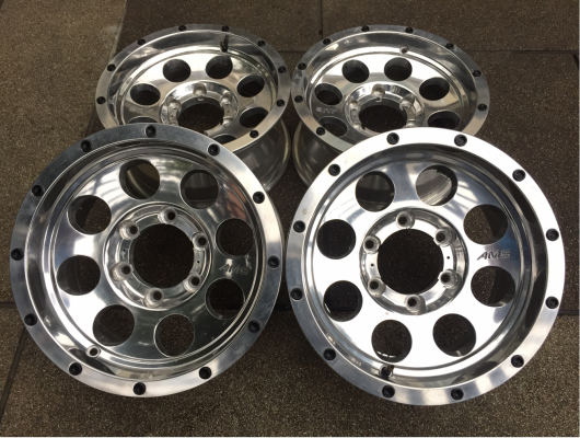 ล้อใหม่ลาย Mickey Thomson ขอบ15 ราคาไม่แพง