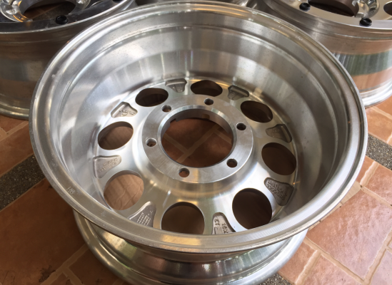 ล้อใหม่ลาย Mickey Thomson ขอบ15 ราคาไม่แพง