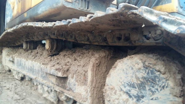 ขายรถแบคโฮ VOLVO EC210LC เอกสารเล่มทะเบียน ราคา 1050000