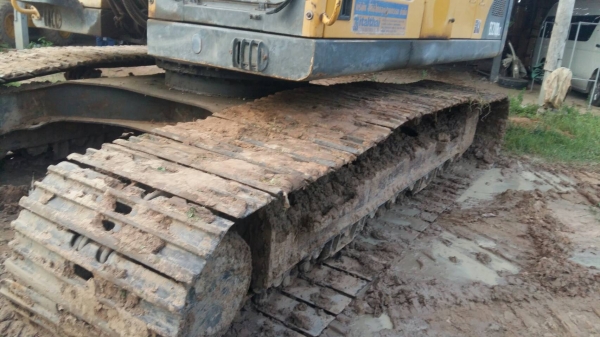 ขายรถแบคโฮ VOLVO EC210LC เอกสารเล่มทะเบียน ราคา 1050000