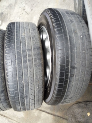 แม็กขอบ 15 ใส่รถ 4 รู 114 พร้อมยางแม็กซิสปี 15 แม็กขอบ 15 ใส่รถ 4 รู 114 พร้อมยางแม็กซิสปี 15