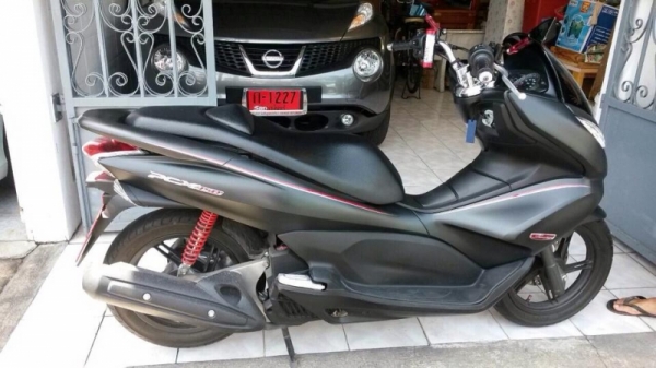 ขาย รถมอเตอไซน์ ยี่ห้อ Honda PCX150 สีดำ ปี 2013