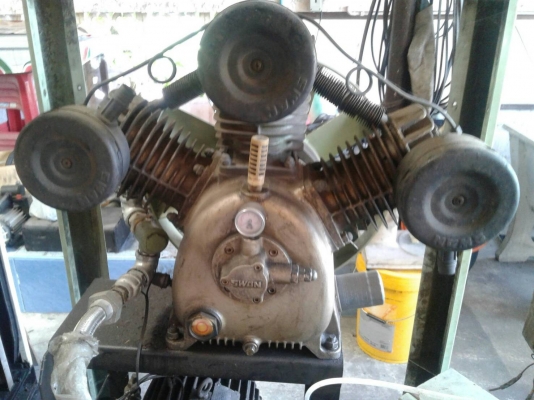 ขายปั๊มลมลูกสูบ แบบตู้ ยี่ห้อ Swan ขนาด 10 HP ขายปั๊มลมลูกสูบ แบบตู้ ยี่ห้อ Swan ขนาด 10 HP