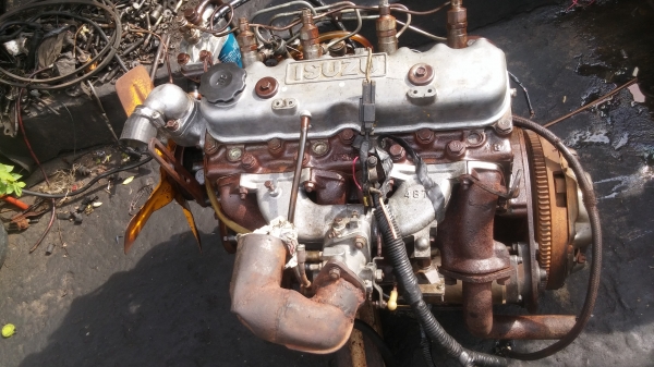 เครื่องยนต์ อิซุสุ c240 เครื่องสวยแน่นๆพร้อมใช้ เครื่องยนต์ อิซุสุ c240 เครื่องสวยแน่นๆพร้อมใช้