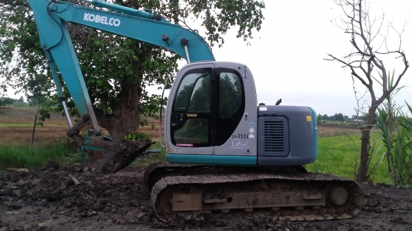 ขาย sk135 sr yy03 สภาพสวยพร้อมใช้งานไฟฟ้าครบแทรกใหญ่บูมอามร์พิเศษ