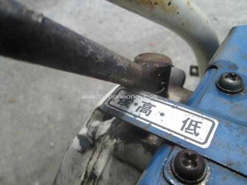 รถเกี่ยวข้าวเดินตาม รหัสสินค้า : 80904242 ยี่ห้อ : ISEKI รุ่น : RX210