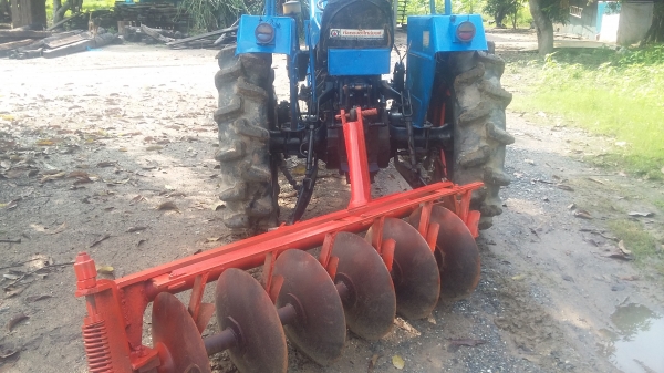 จัดส่งพี่จาก จ.ชัยภูมิครับ ขายรถไถเเชมป์304 SLXขับเคลื่อน4ล้อ พร้อมผาน6และโรตารี่ตีดิน พร้อมใช้งาน จัดส่งพี่จาก จ.ชัยภูมิครับ ขายรถไถเเชมป์304 SLXขับเคลื่อน4ล้อ พร้อมผาน6และโรตารี่ตีดิน พร้อมใช้งาน