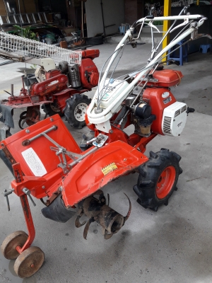 รถพรวนดินเก่าญี่ปุ่น