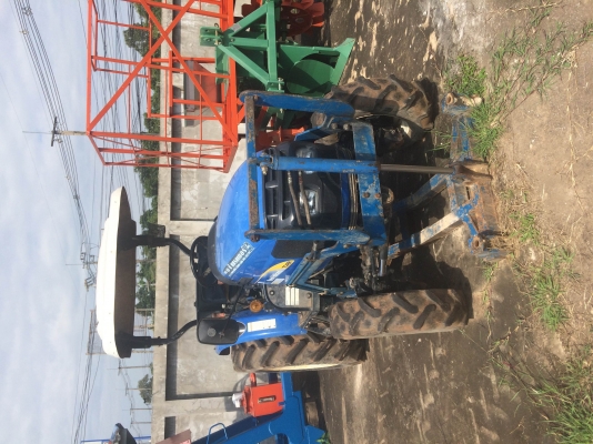 รถไถ New Holland TC48R