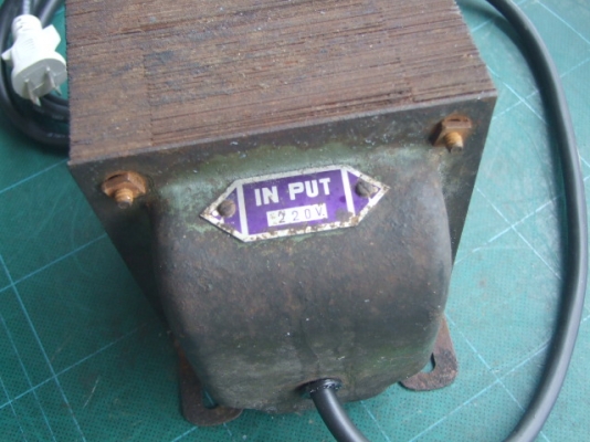 หม้อแปลงไฟ 220v => 110v ขนาด 1000w