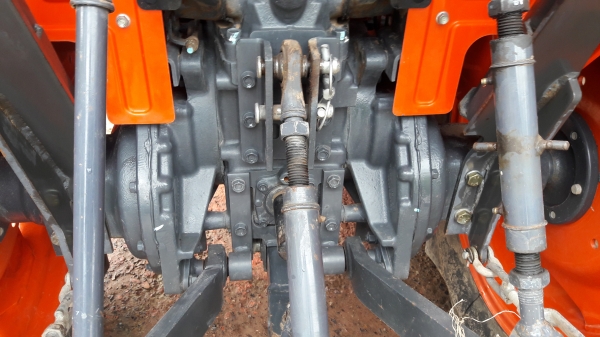 ขายรถไถL3608ใบมีดผาลพรวนพร้อมใช้ครับ ขายรถไถL3608ใบมีดผาลพรวนพร้อมใช้ครับ