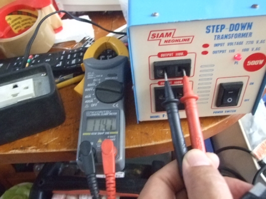 หม้อแปลงไฟ 220v => 100,110v ขนาด 500w  ของ Siam Neoline
